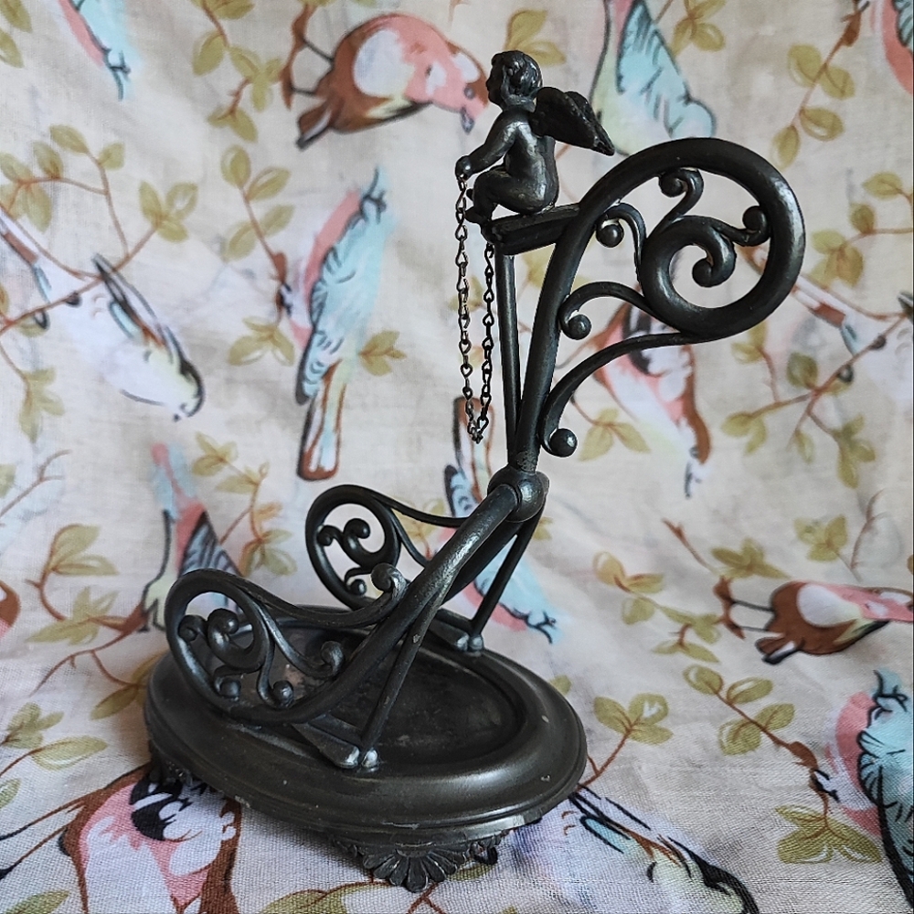 Victorian Cherub Wine Bottle Holder Vintage Home Decor Vase Conversation Piece - Picture 6 of 13